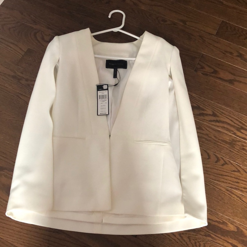 BCBG max azaria xs blazer cape sleeves off white